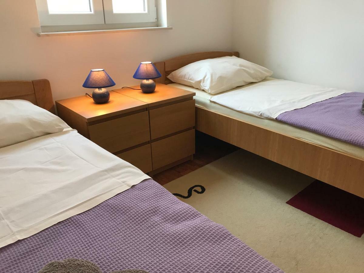 Apartmani Marija Klimno B Exterior photo