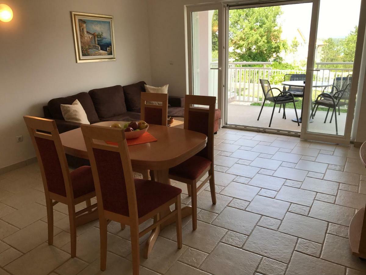 Apartmani Marija Klimno B Exterior photo